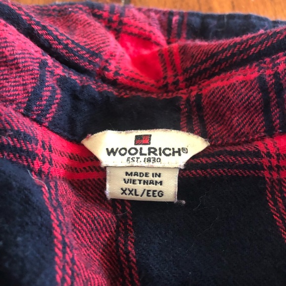 WOOLRICH BLACK AND RED UNISEX FLANNEL - Picture 3 of 3